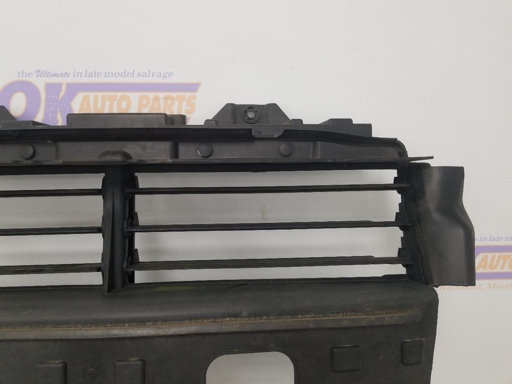 18 FORD EXPLORER BASE AIR SHUTTER 3.5L