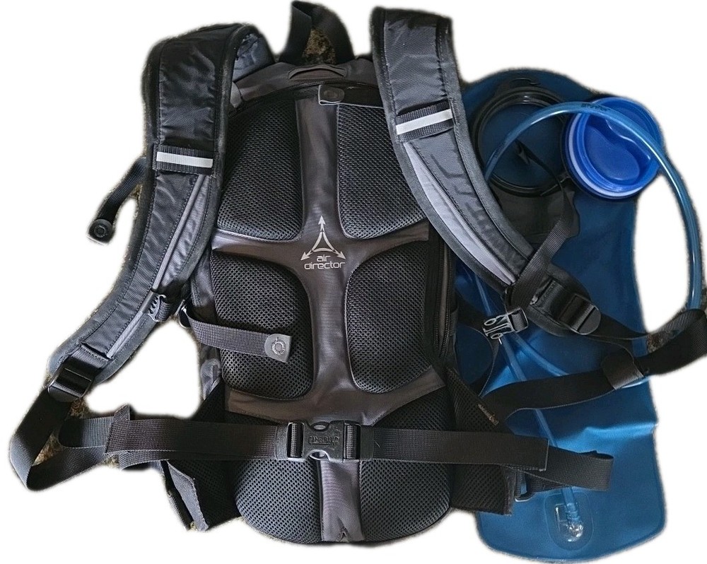 Camelbak M.U.L.E. Hydration Backpack D² Fit Grey & Black Excellent Condition