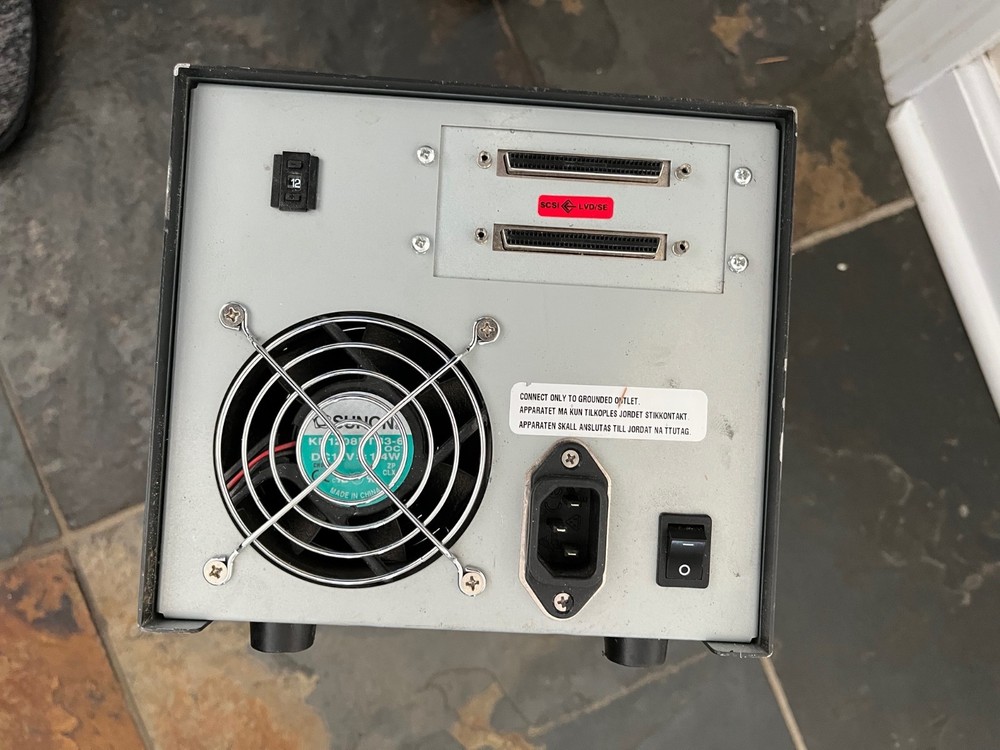 DLT case with working Power Supply