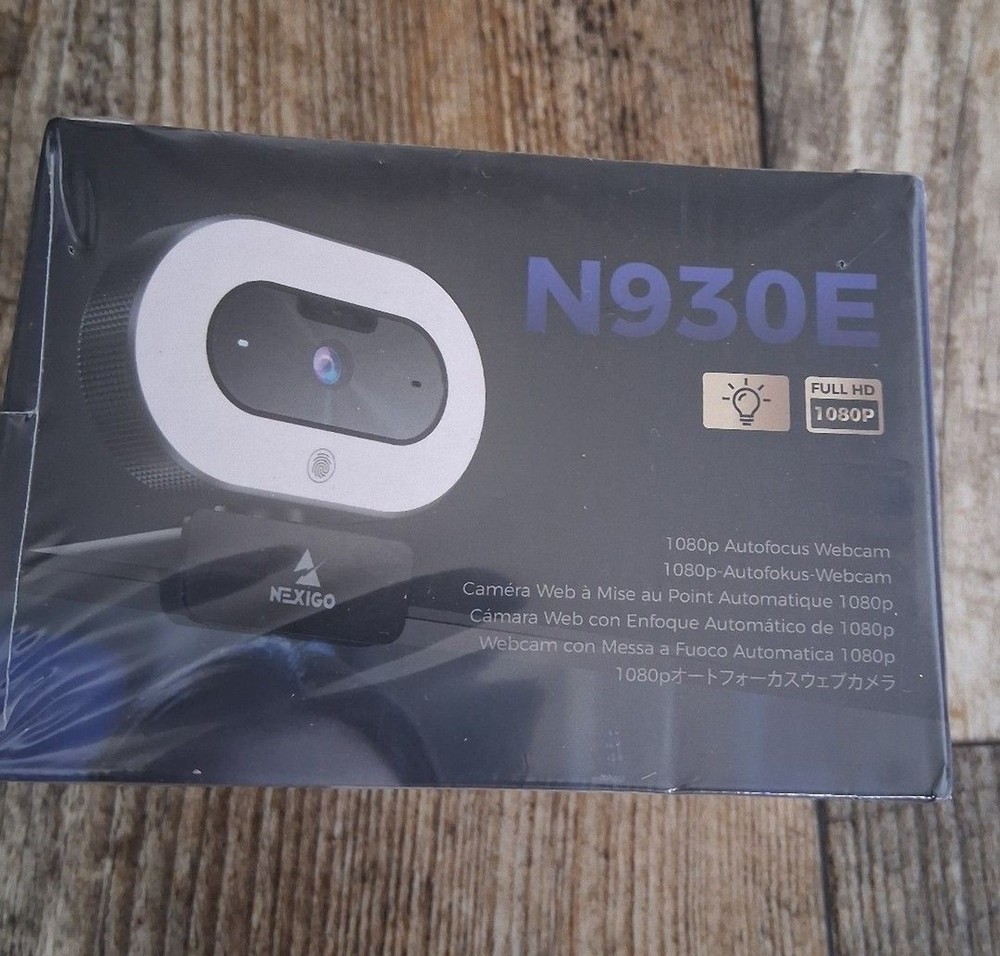NEW! NexiGo Streamcam N930E w/ Software and Ring Light