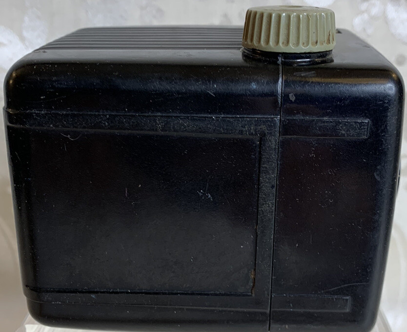 Kodak Brownie Hawkeye Flash Model Camera Untested E41