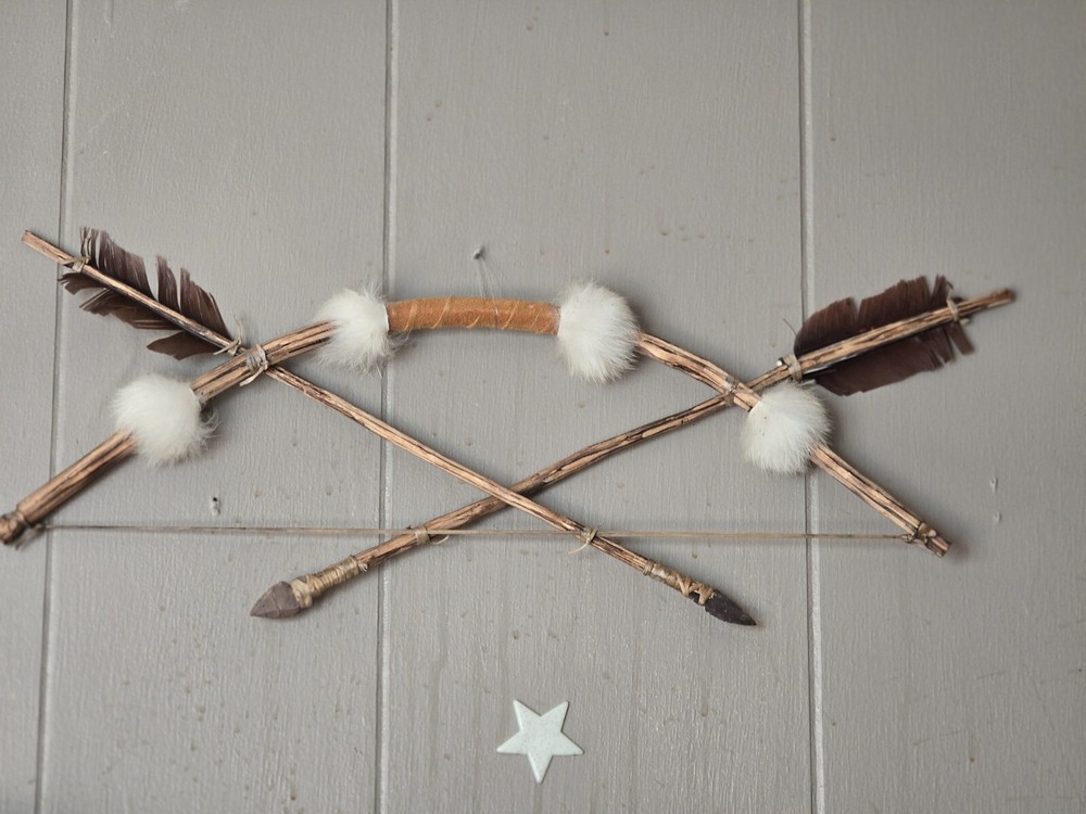 Vtg authentic Native Peace Bow & Crossed Arrows