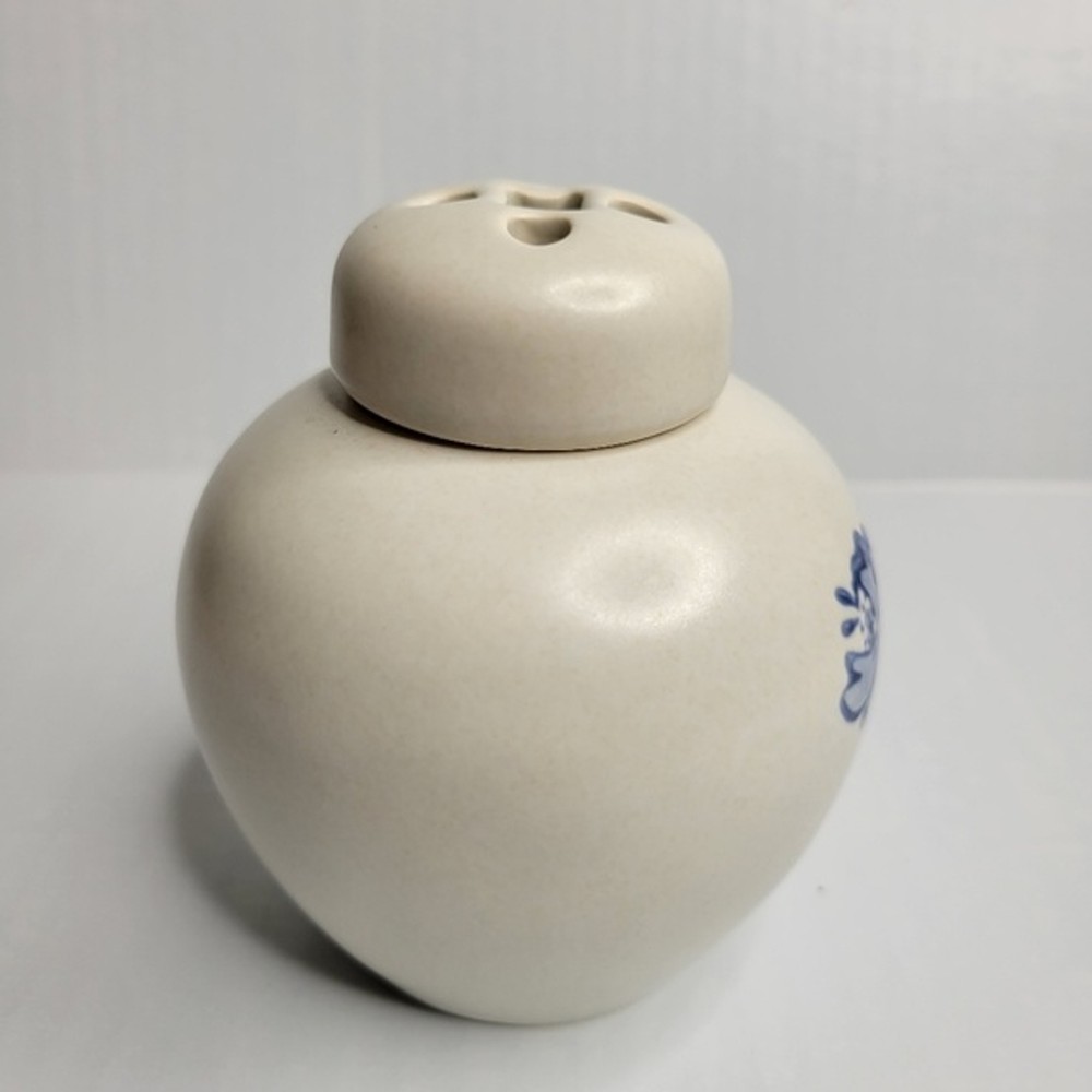 Pfaltzgraff Yorktowne Potpourri Holder 009