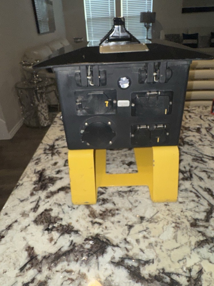 Lex Terrapin Station™ Construction Site Portable Power Distribution Unit