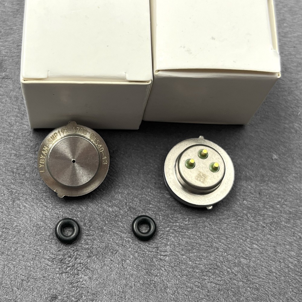 2Pcs Hydraulic Pressure Sensor for 725 Transmission Control Unit Switch Y3/8b5