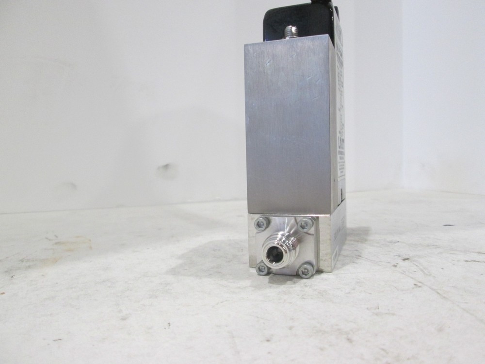 Unit, UFC-1568A, Range 30 SLM, Gas N2, Used