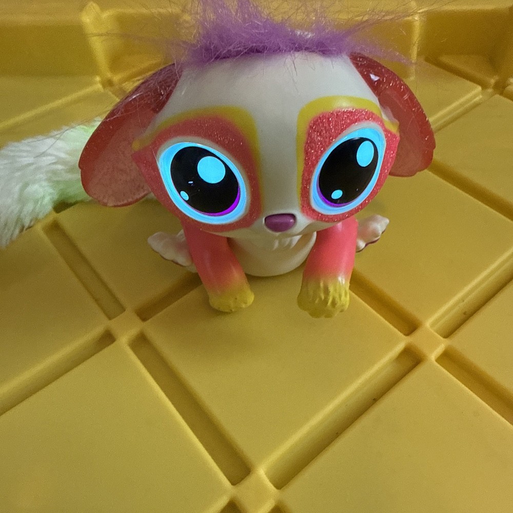 Little Gleemerz Interactive toy Sounds Light Up Tail