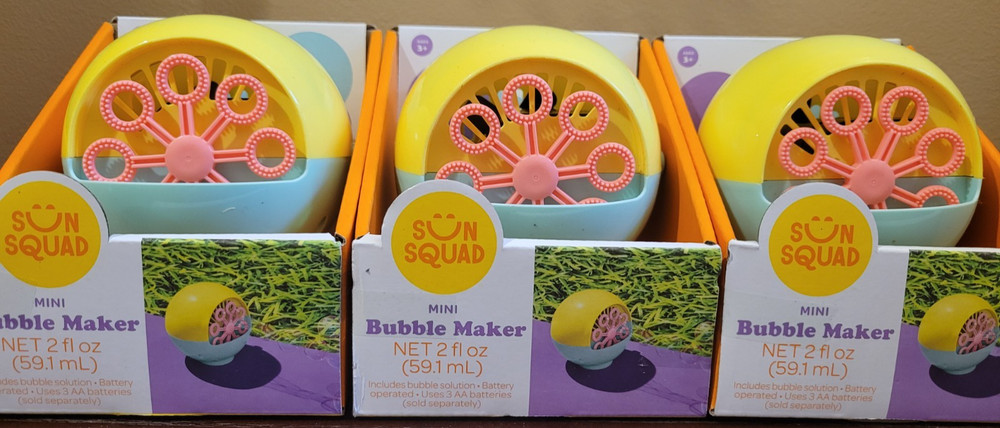 Sun Squad Mini Bubble Maker Fun Bubble Toy 2oz Bubbles Included 3 Pack New