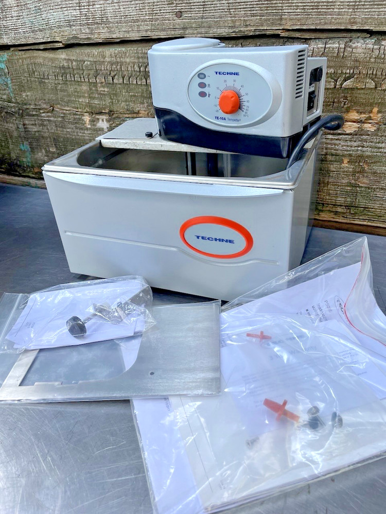 Techne TE-10A Thermoregulator Immersion Circulator with Water Bath