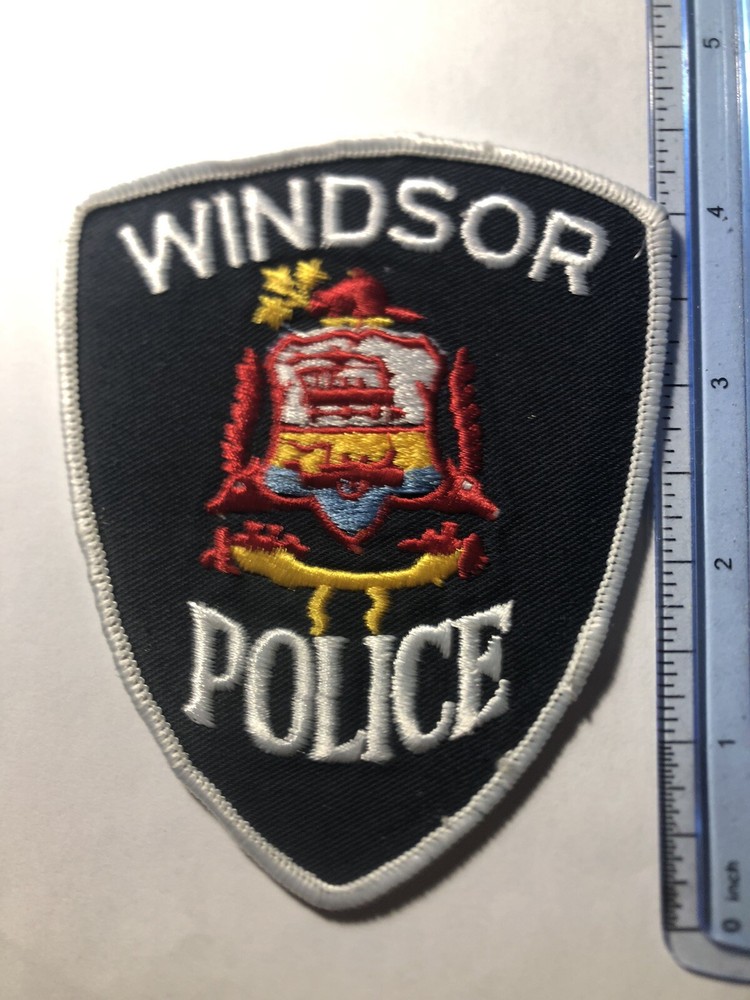 Windsor Ontario Police Patch ~ Canada