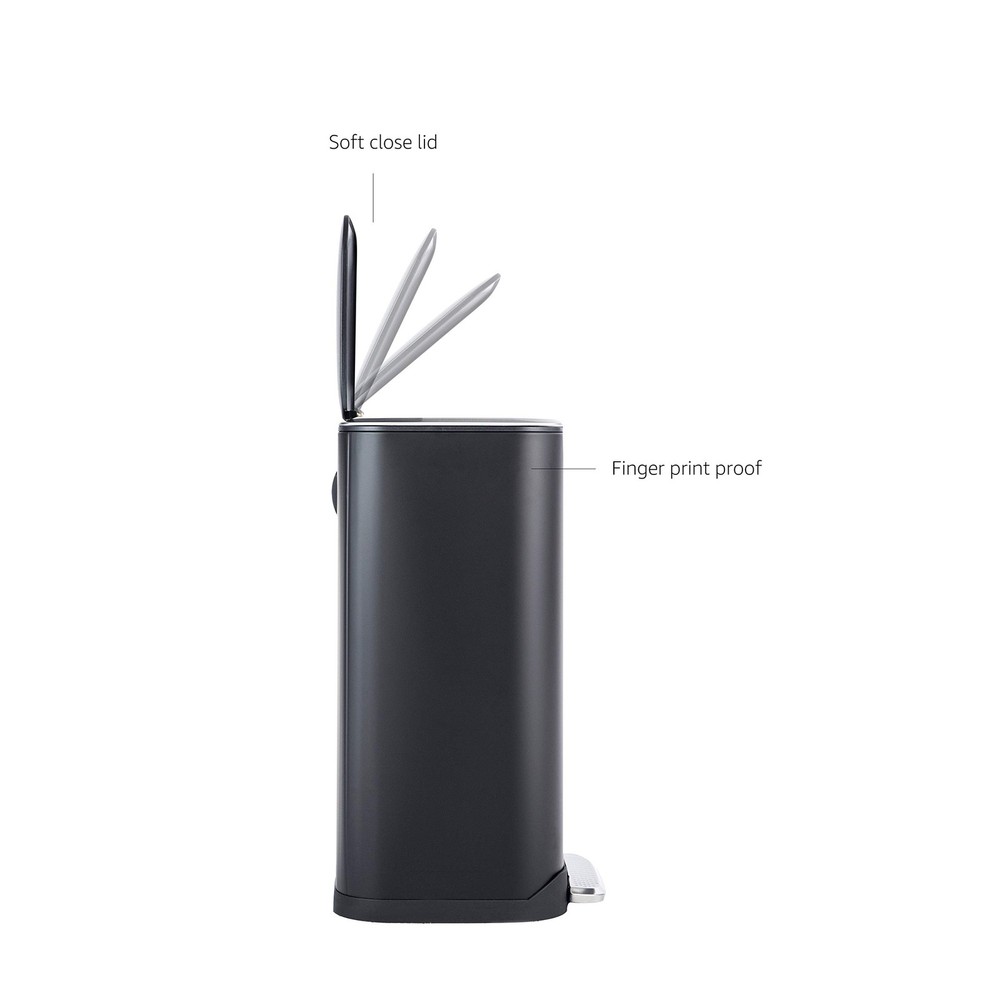 Amazon Basics 32L Trash Can Soft-Close Pedal Black