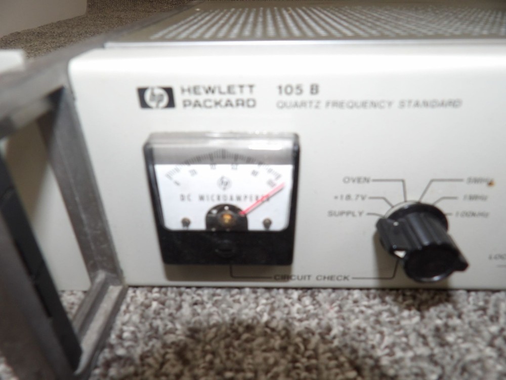 Hewlett Packard 105B Quartz Frequency Standard AC/DC Outputs