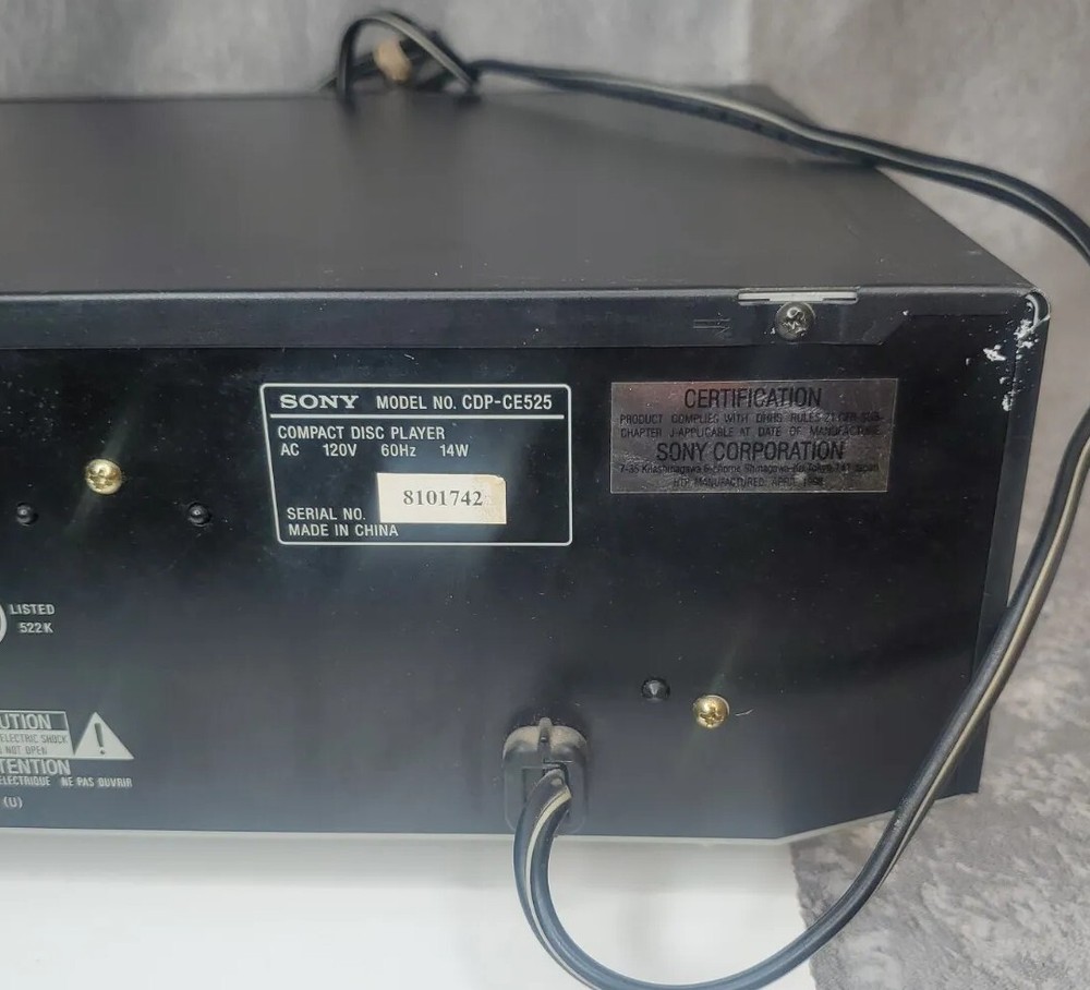 Sony CDP-CE525 5 Disc CD Player Powers On No Remote