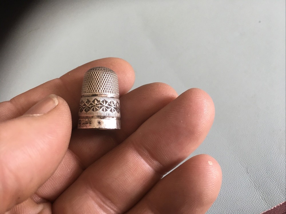 Antique Silver Thimble Dated Chester 1909