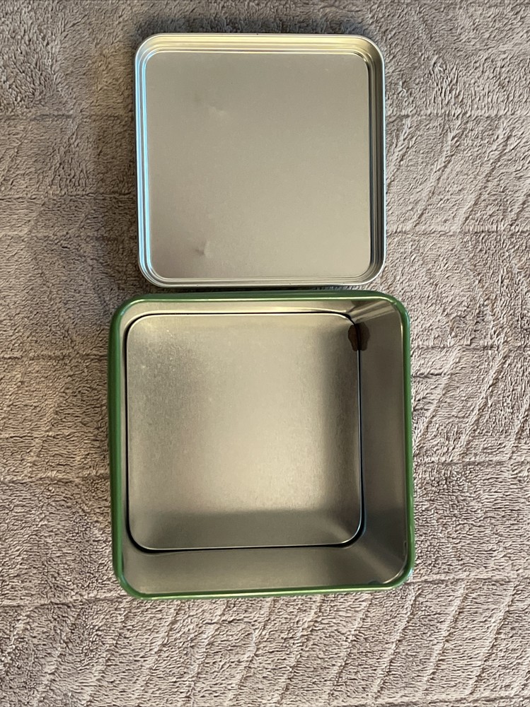 John Deere 2005 Spring Cube Tin Collector’s Tin