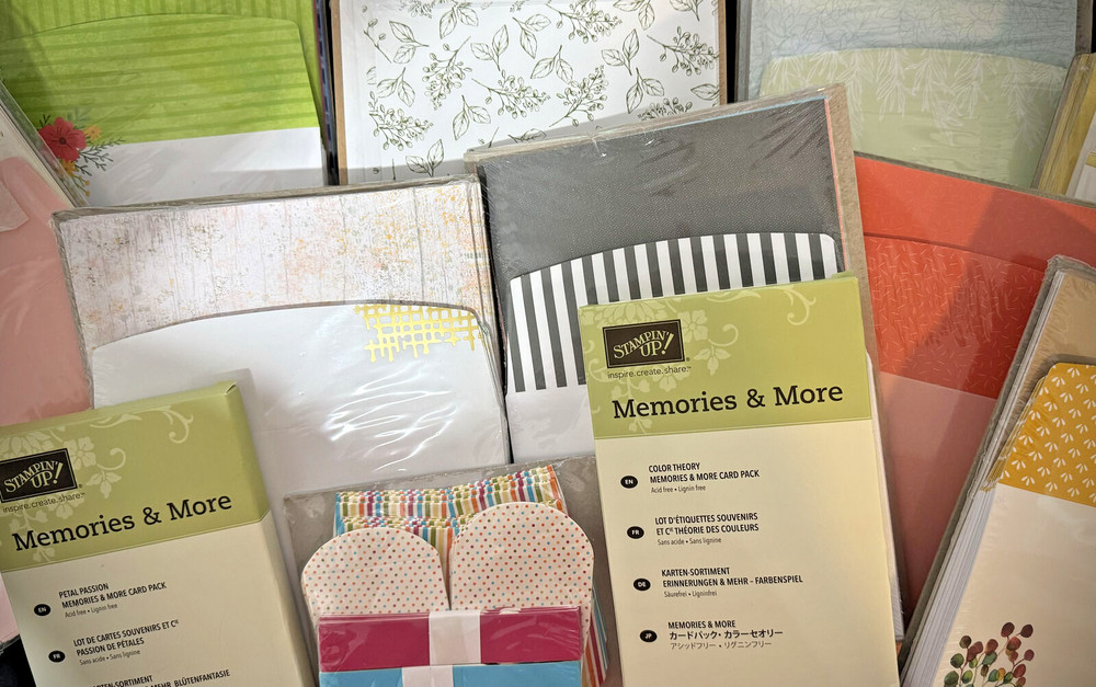 STAMPIN'UP!  Note Card & Envelope Sets