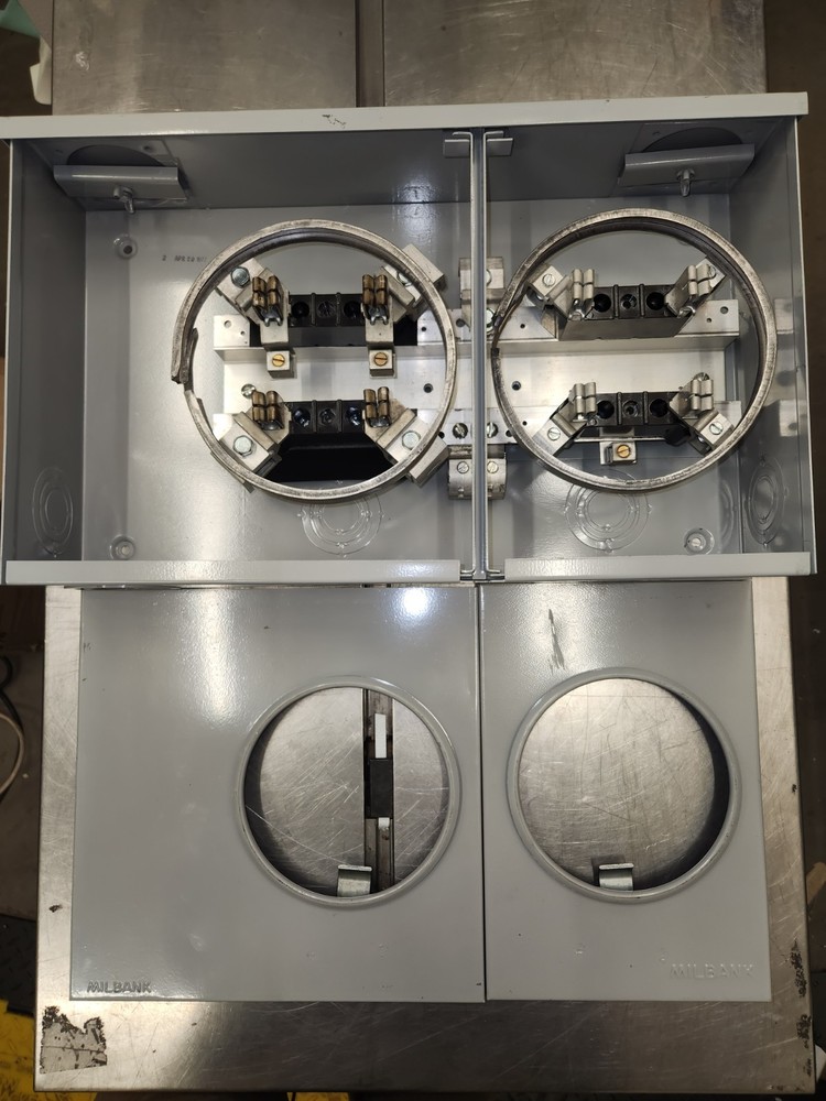 Milbank Double Socket Meter Trough S7004