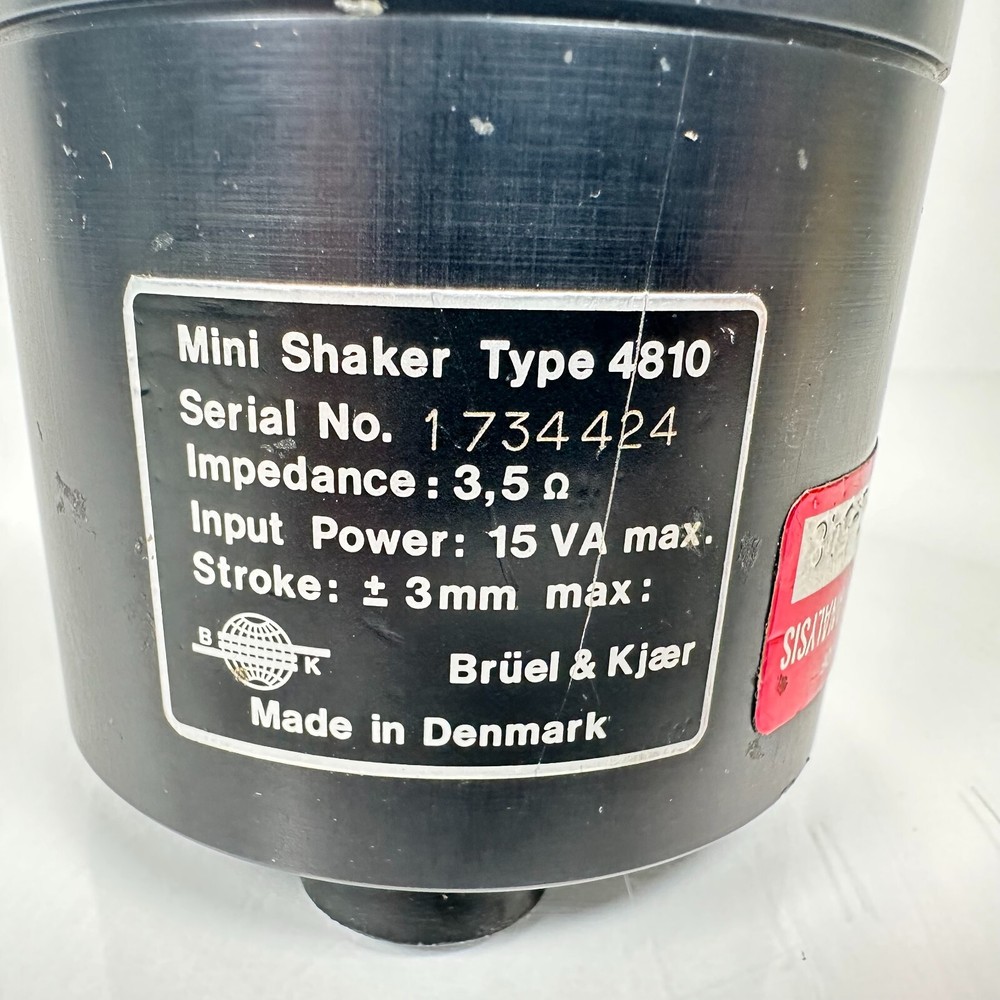 Bruel & Kjaer Mini Shaker Type 4810