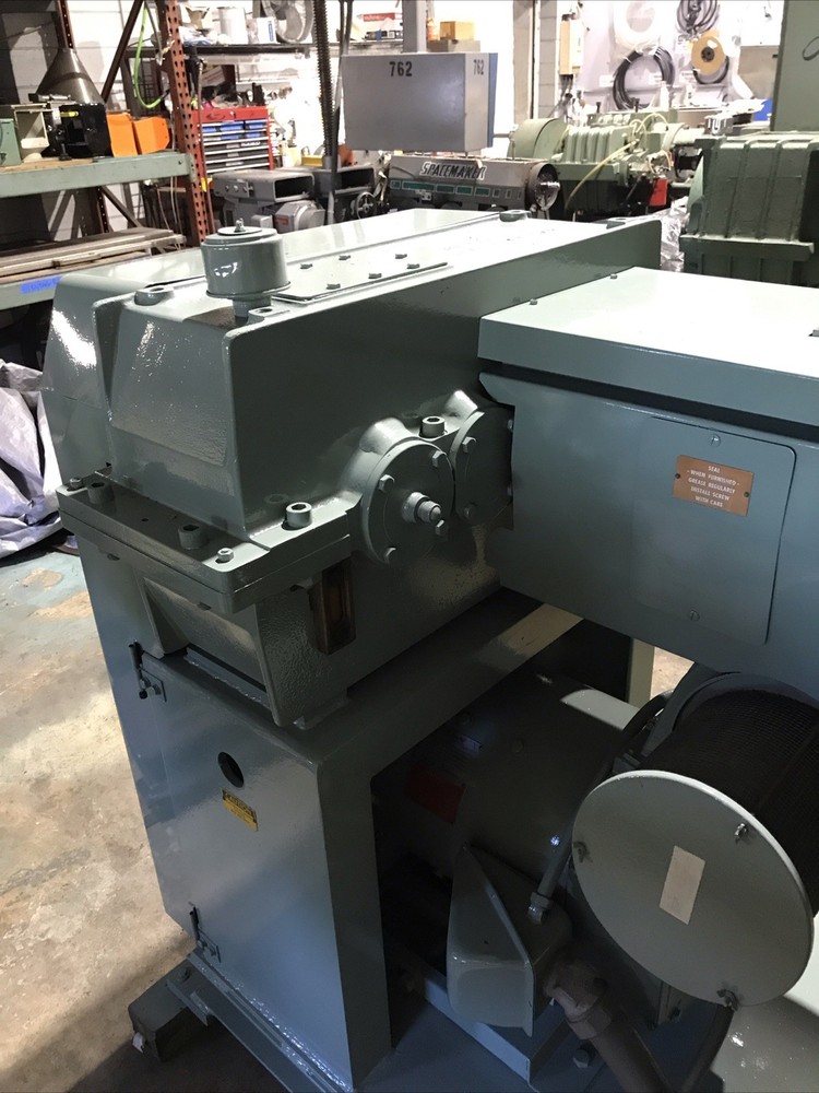 2.5 inch NRM Pacemaker III Plastic Extruder 40HP Great Condition