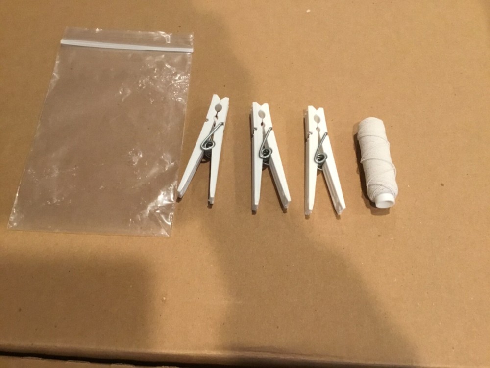 ULTIMATE SWEATER MACHINE BY BOND LASTIC AND 3 CLIPS