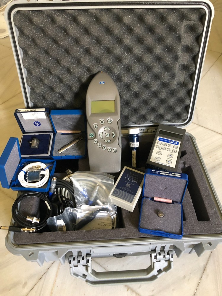 Larson Davis System 824 Precision Noise & Vibration Analyzer with Accessories