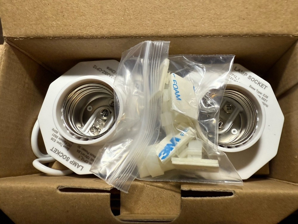 2 PACK Lamp Socket Power Adapter E26