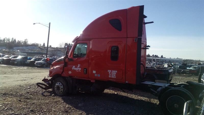 2022 Freightliner Cascadia Right Sun Visor (9764793