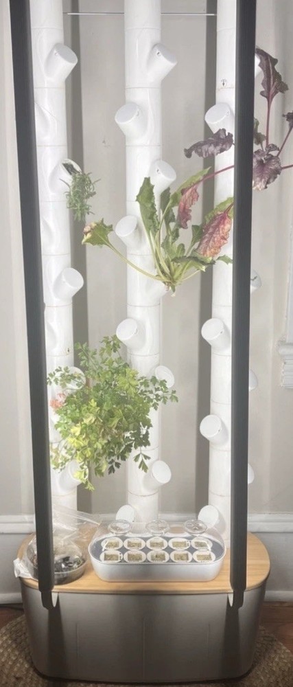 GARDYN 3.0 SMART HYDROPONIC SYSTEM *USED*