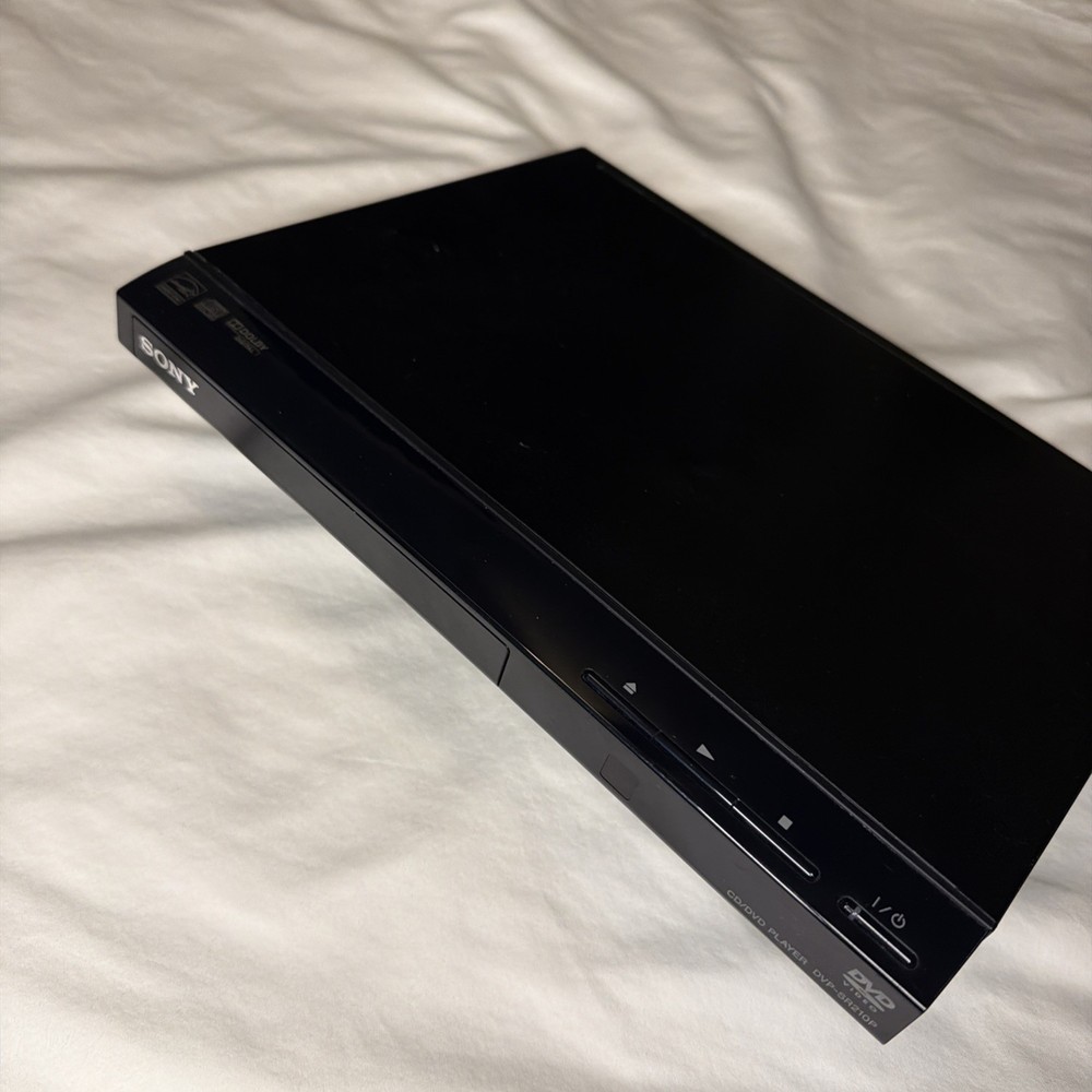 Sony DVP-SR210P DVD Player With Remote And Cords