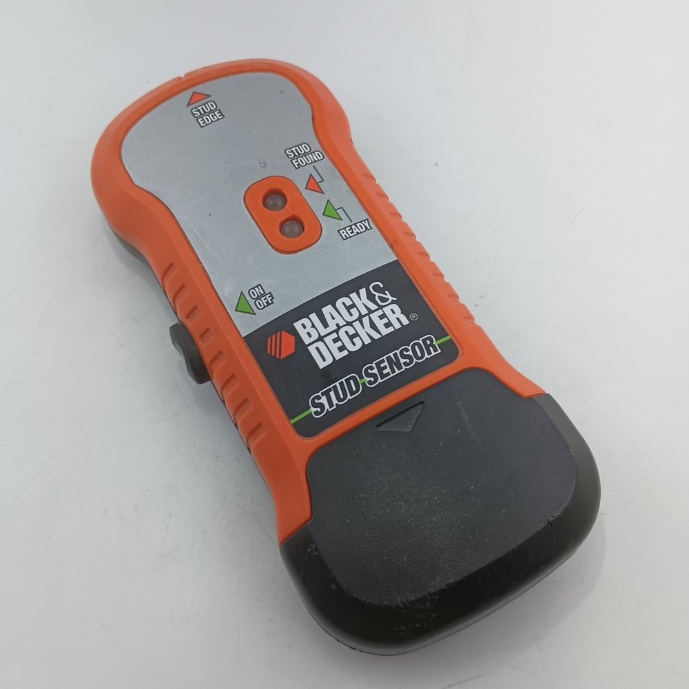 #I) Black And Decker Stud Sensor SF100 Tested Works Great. Pre-owned.