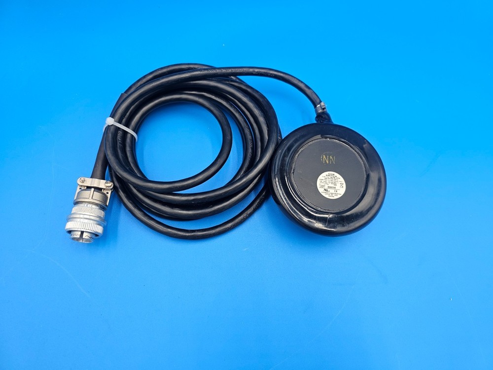 ✅Valleylab Splash-Proof Bipolar Foot Switch Ref: 60-5103-001✅