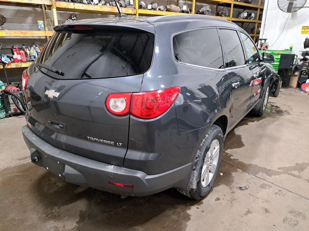 2010 Traverse Camera/Projector Sku#4324799