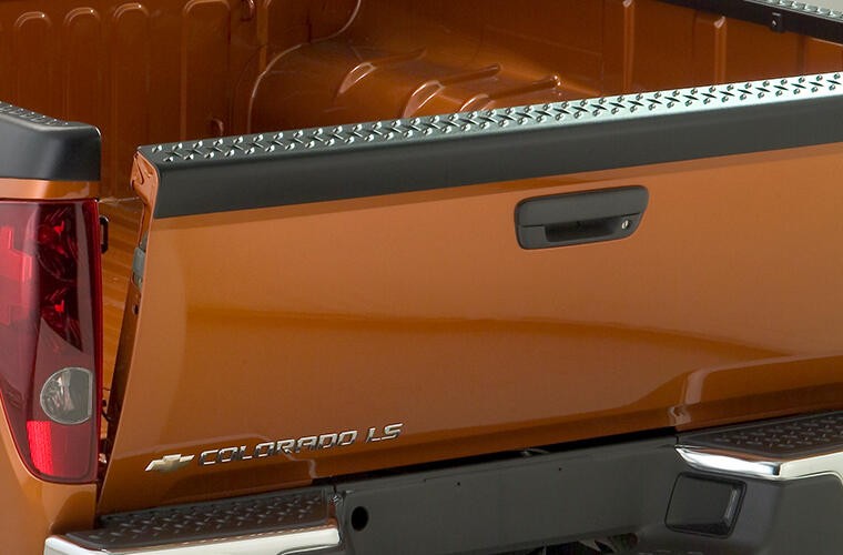 Bushwacker 49505 Ultimate TAILGATE PROTECTOR