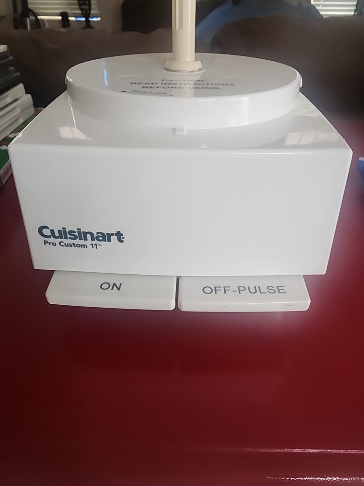 Cuisinart Pro Custom 11 Food Processor Motor Base White, Pre Owned, Working