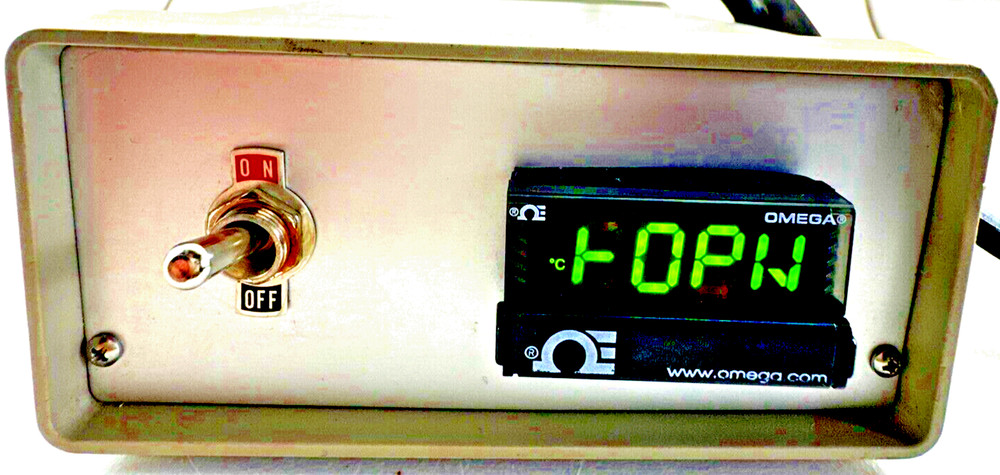 Omega CNi3233-SM DIN Process Temp Microprocessor Panel Meter w/Housing, used (H)