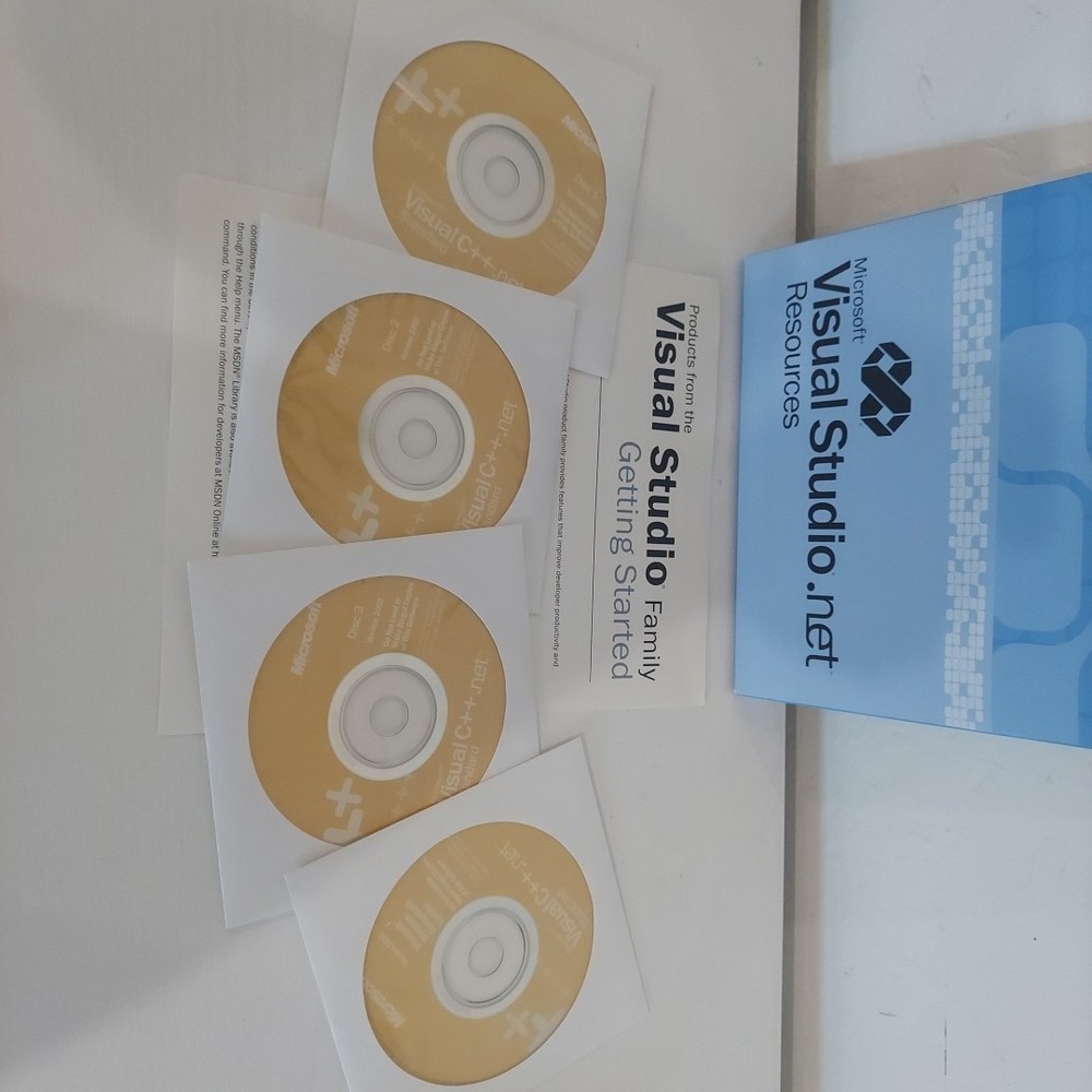 Microsoft Visual C++ .NET Standard Edition 2002 RARE Plus Plus *Tested & VGC*