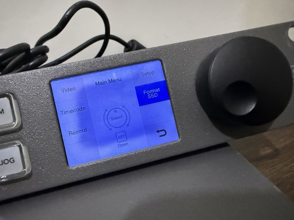 Blackmagic Design Hyper Deck Studio (Lcd Screen Has Blemishes)