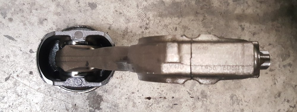 MAXXFORCE 13 ENGINE PISTON & CONNECTING ROD STU126011