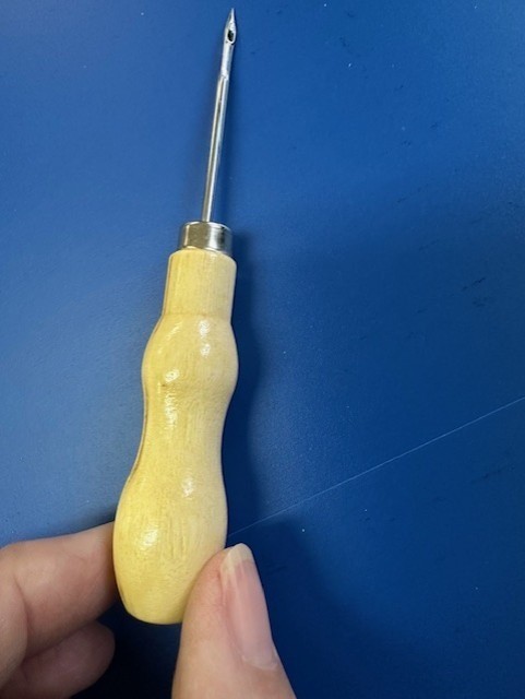 Wooden Handle Pick Tool for Knitting Machines