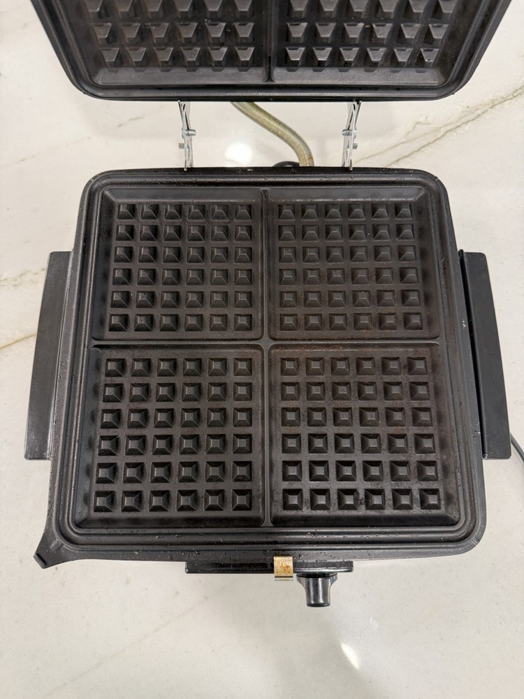 Vintage Black & Decker Grill - Waffle Baker Maker TESTED G48TD