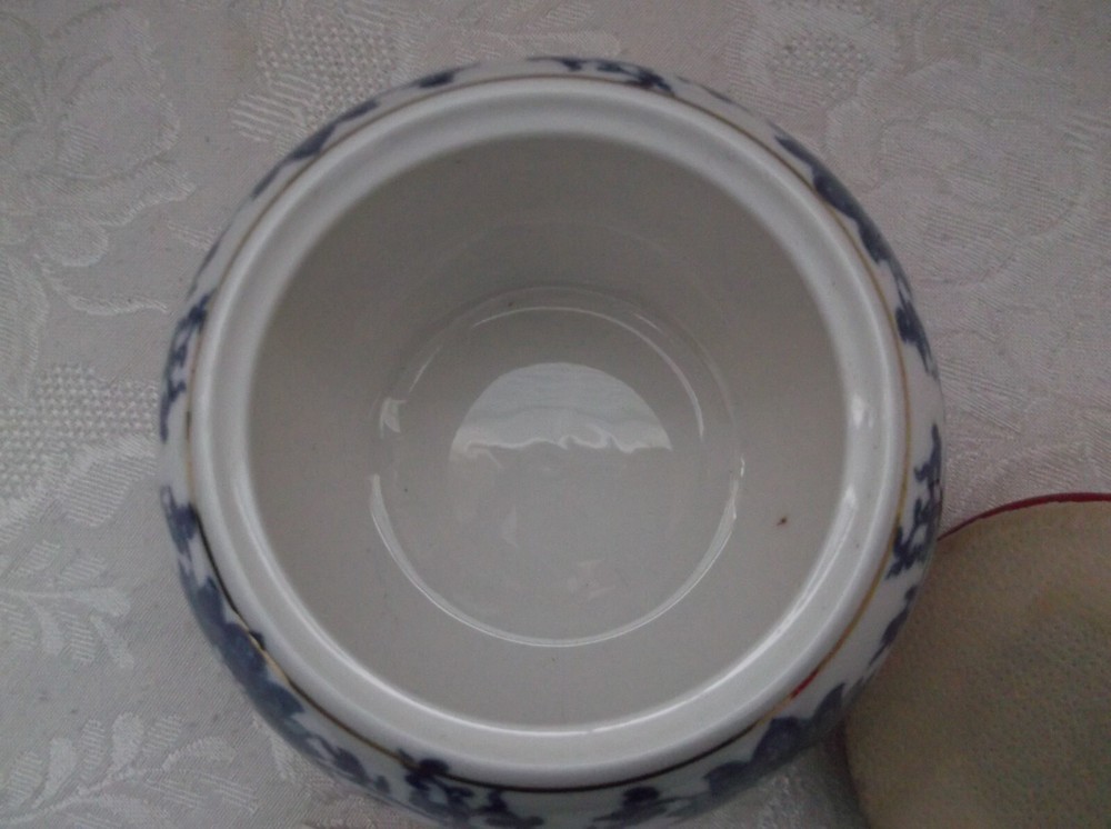 Hand Painted Ceramic Tea Caddy Urn Jar