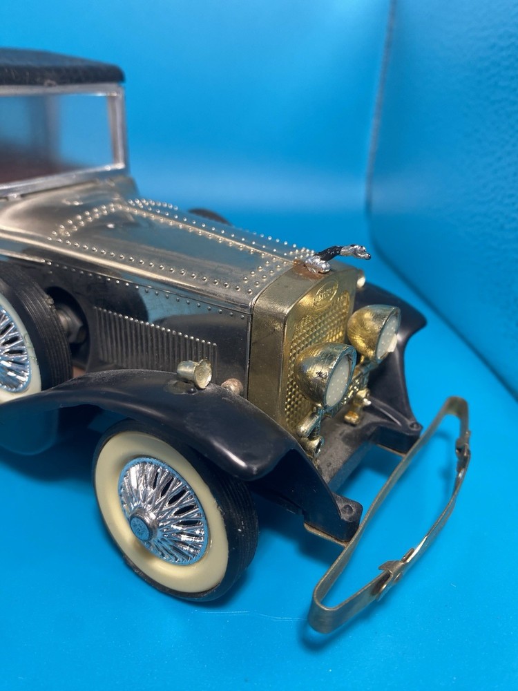 1928 Lincoln Model L Transistor AM Radio - Solid State
