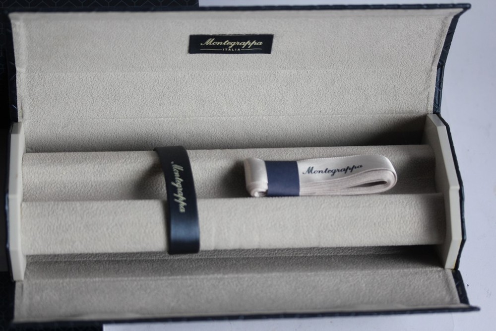 MONTEGRAPPA Pen Case (58070)