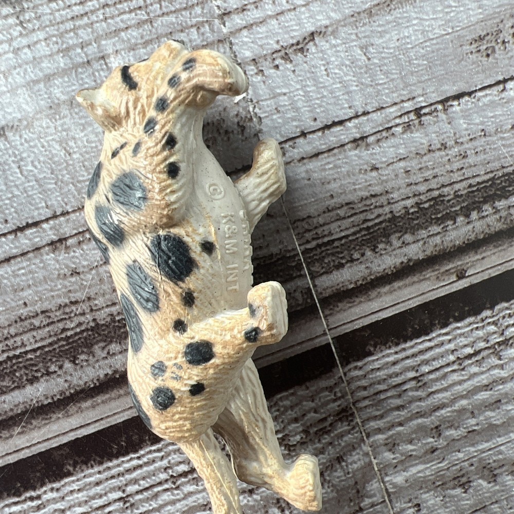 K&M international Clouded Leopard Figure