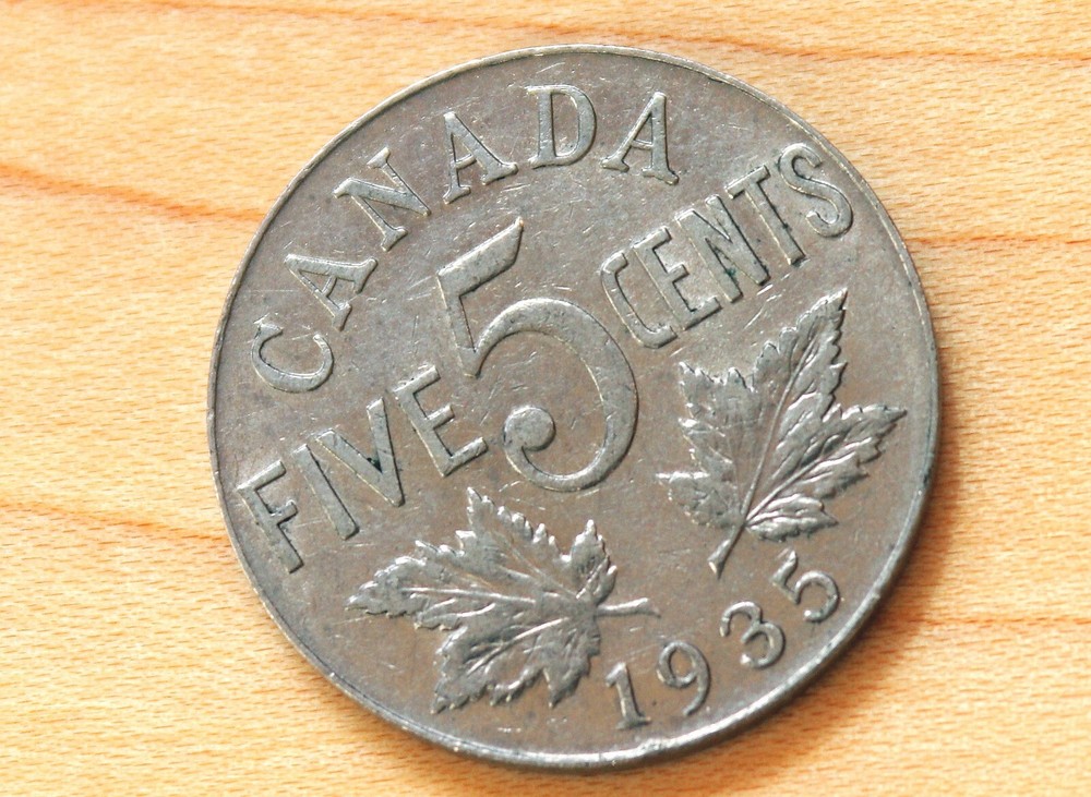1935 Canada 5 Cents