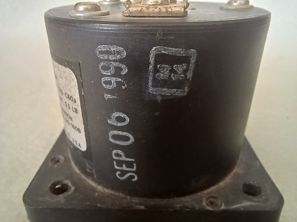 MD40-05 Mid-Continent Course Deviation Indicator