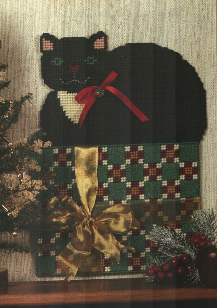 CHRISTMAS CAT SITTING ON PRESENT PLASTIC CANVAS PATTERN INSTRUCTIONS