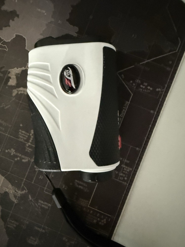 Vykure Golf Rangefinder with Slope White