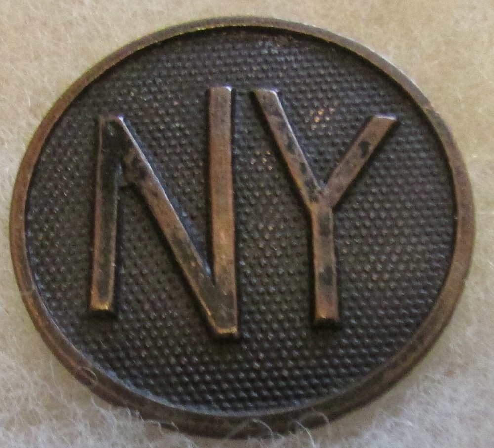 WW1 US Army NY (curved) State Collar Disc with nut