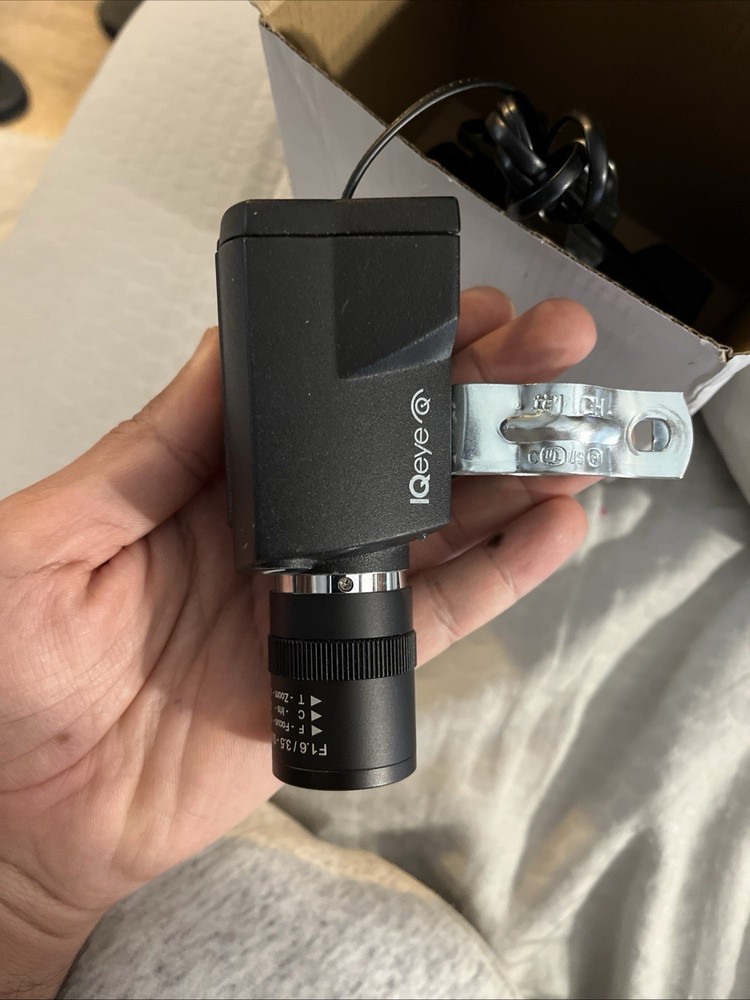 IQeye IQ031S IP POE Bullet Security Network Camera